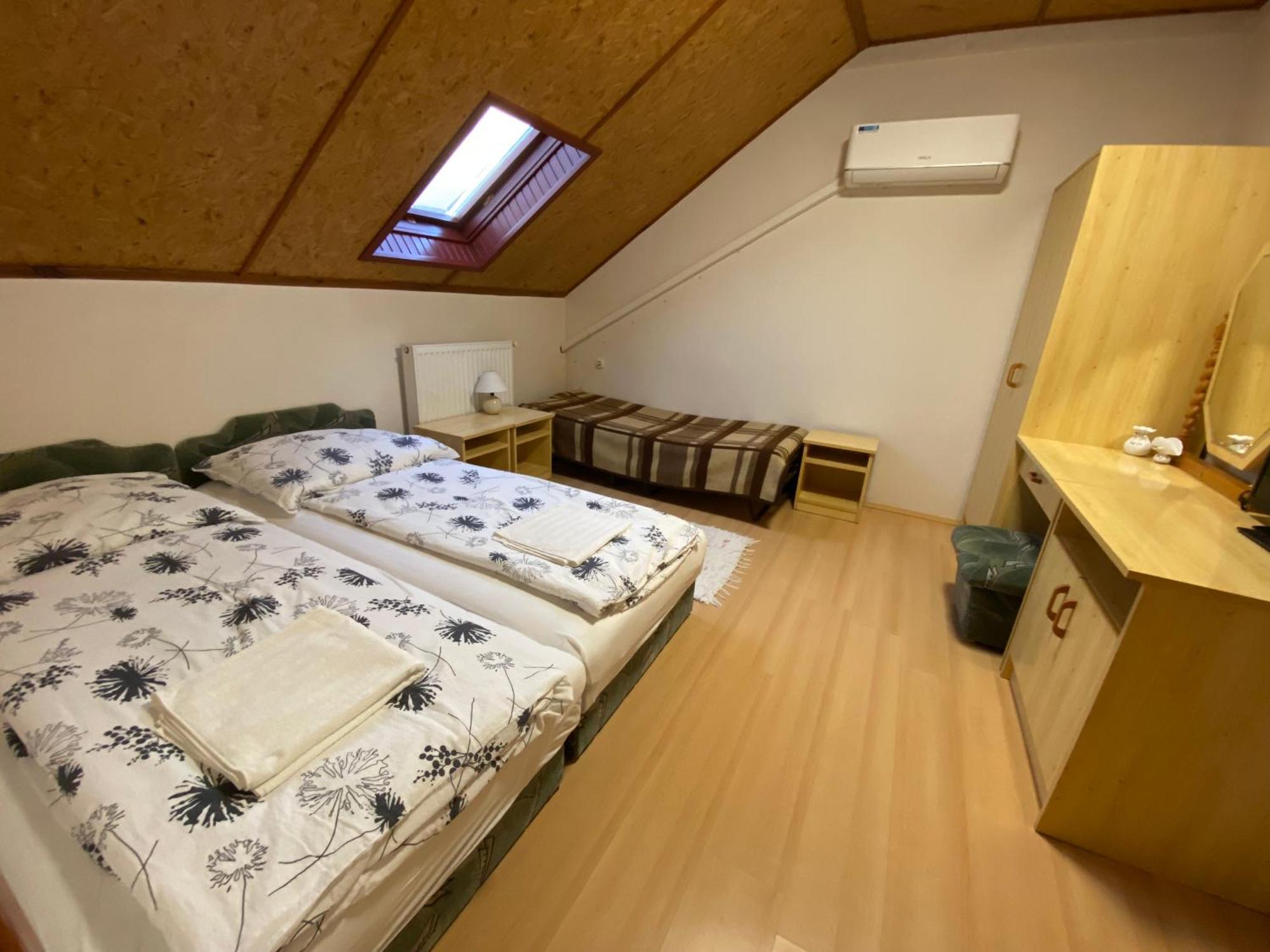 Vadvirag Vendeghaz Hotel Lenti Ngoại thất bức ảnh